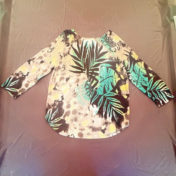 Chico's Cream/Brown/Teal Palm Print 3/4 Sleeve Lightweight Sweater Size 2/Large - Picture 3 of 10